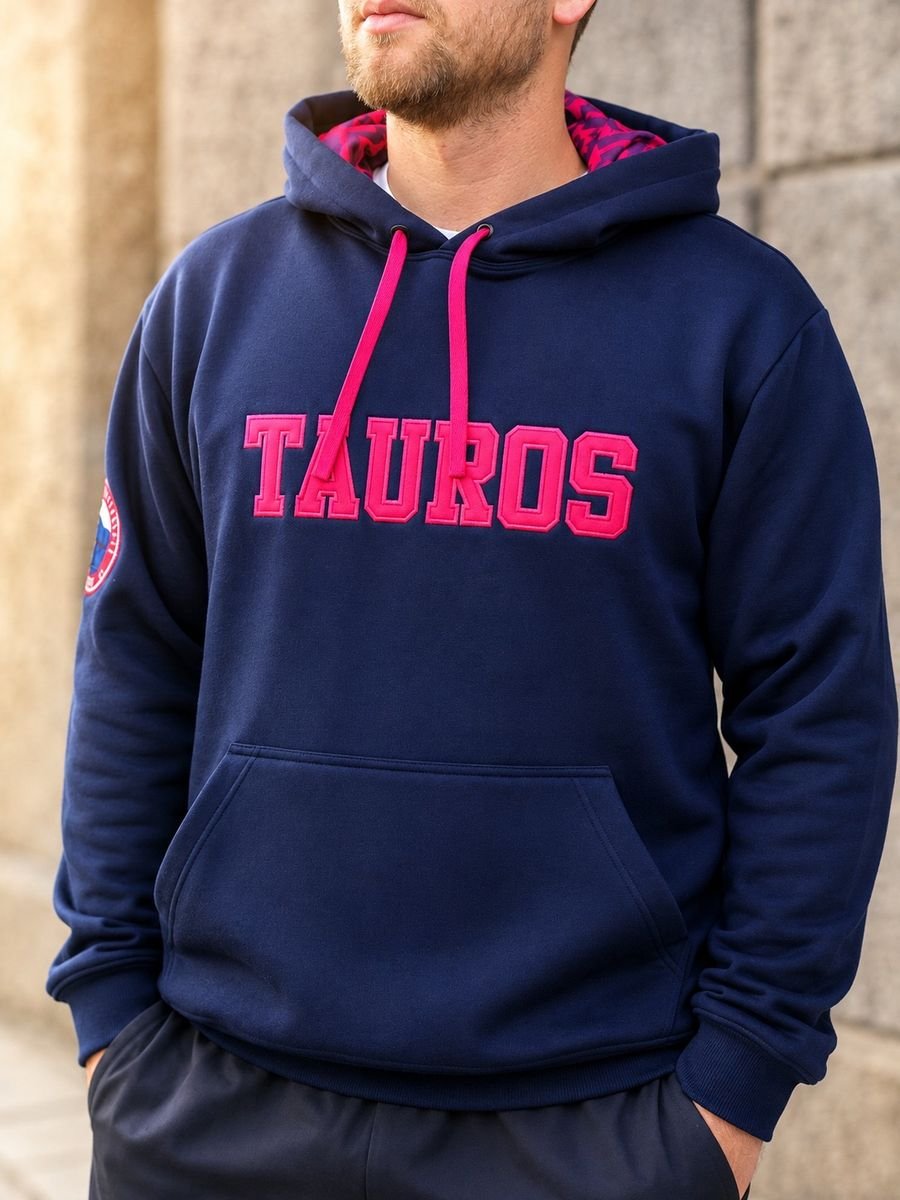 Moletom azul-marinho da atlética Tauros com aplicação bordada em rosa